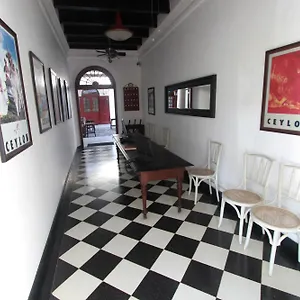 Royal Bar & Отель